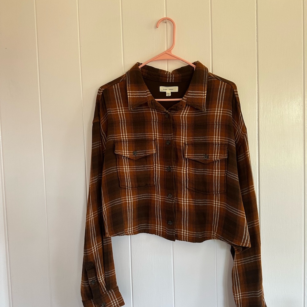 Cropped Cleo + Wolf Button up size Large